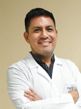 Carlos F. Ugas Charcape headshot